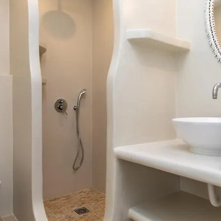 Gatis Place Apartamento Naxos City