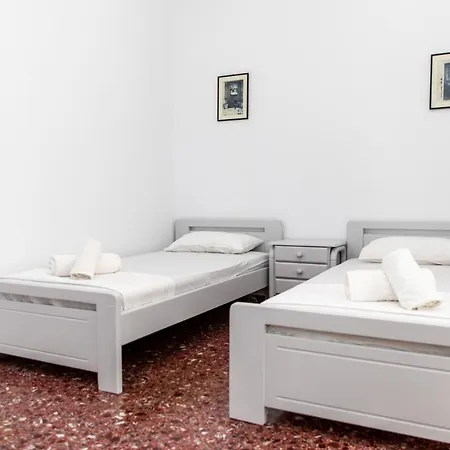 Apartment Gatis Place Naxos City